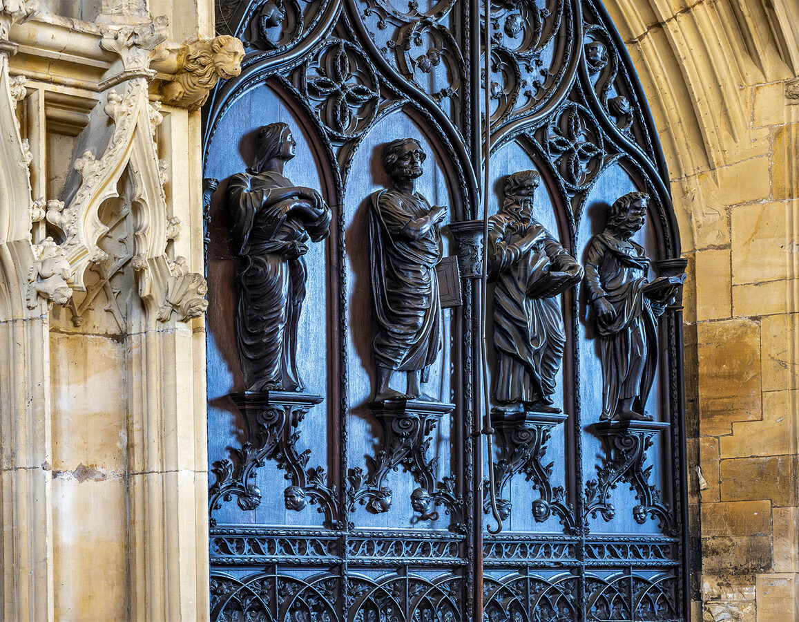 Light & Shadow. Beverley Minster